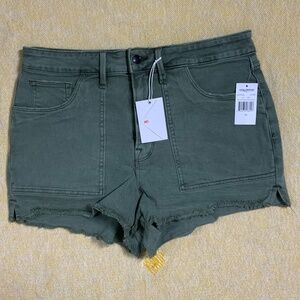 Good American Cut Off Raw Hem High Rise Jean Shorts SIZE: 14 /32 NWT